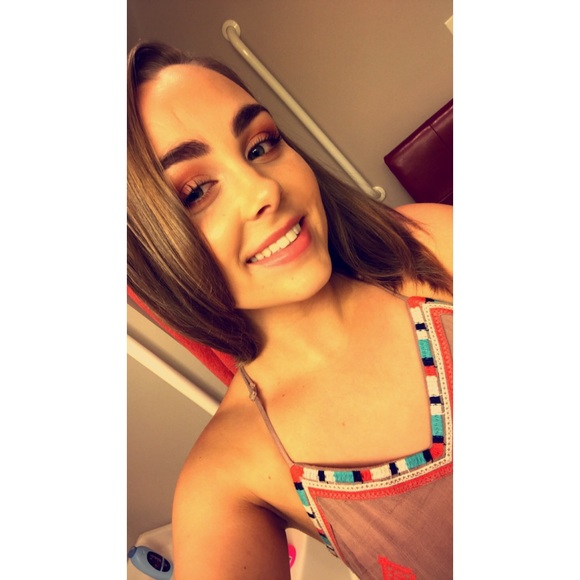 Meet your Posher, Vivie - Picture 1 of 1